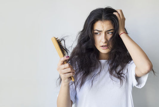 Dry vs. Damaged Hair: What Does Damaged Hair Look Like?